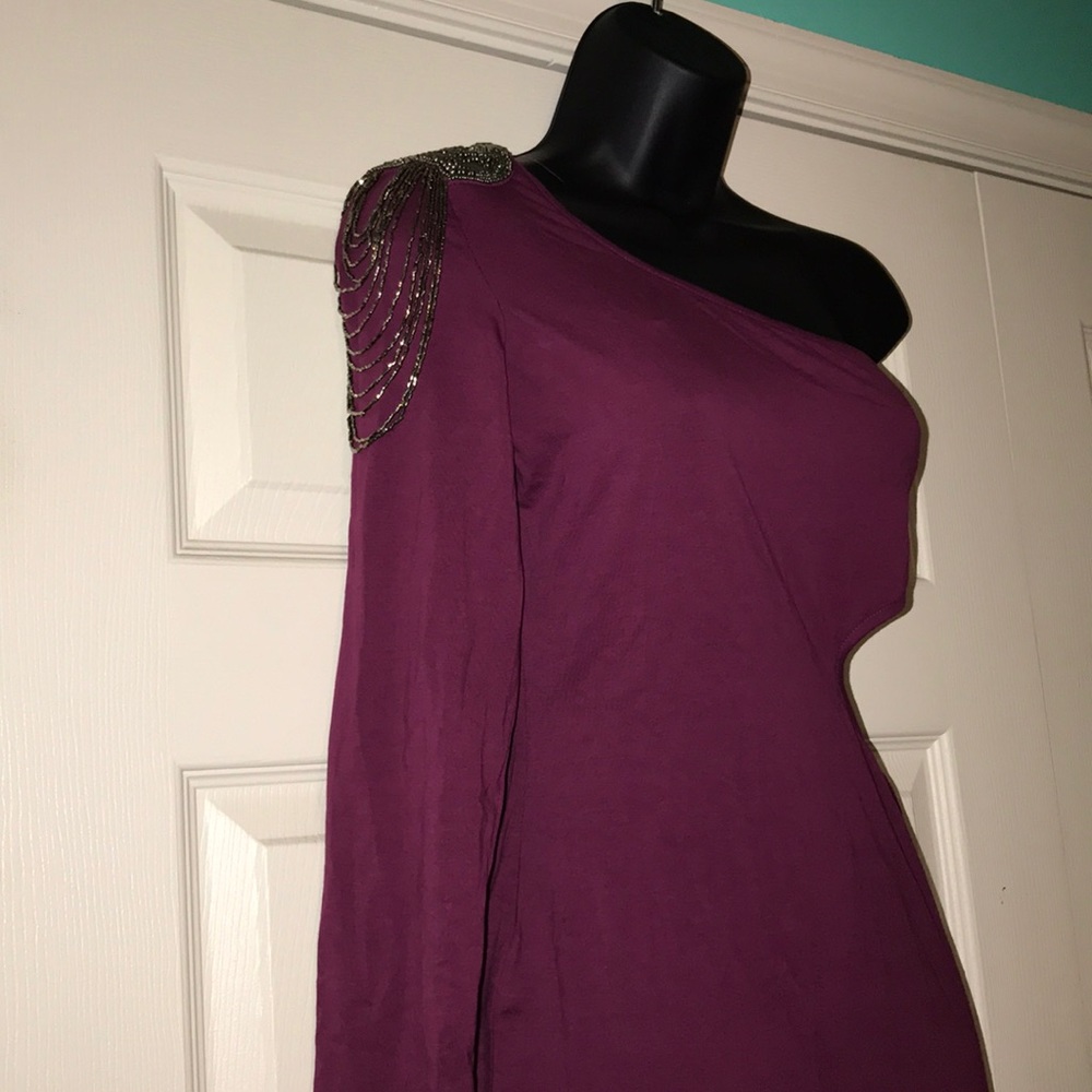 Dress - Picture 2 of 5